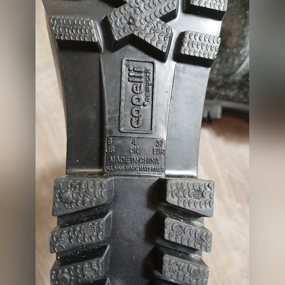 Codelli Black Glitter Women's Rain Boots. Size 6 - Picture 3 of 5